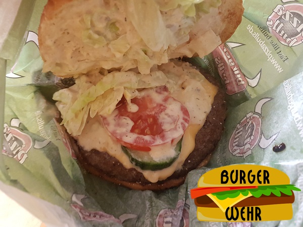 Vogelperspektive von einem aufeklappten Hamburger